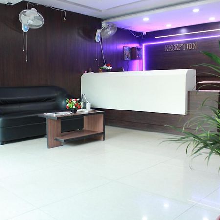 Hotel Chandra Dzsamsedpur Kültér fotó