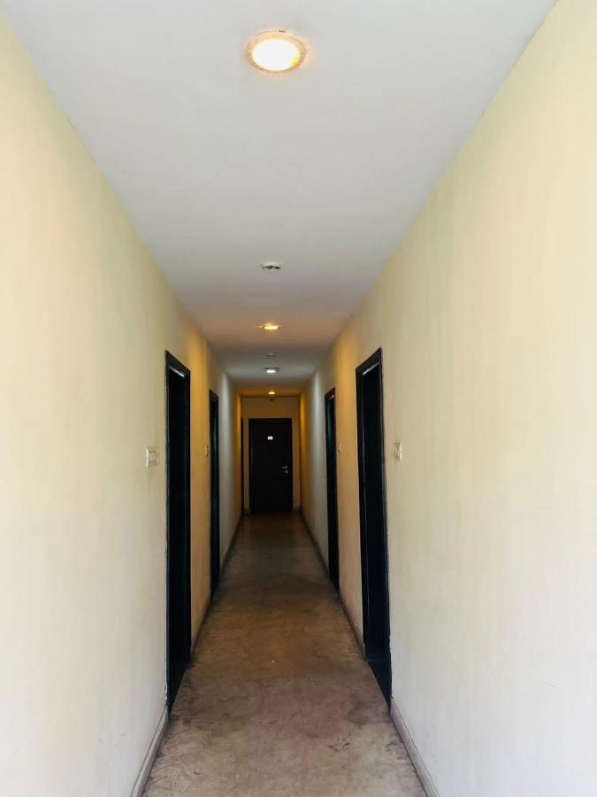 Hotel Chandra Dzsamsedpur Kültér fotó