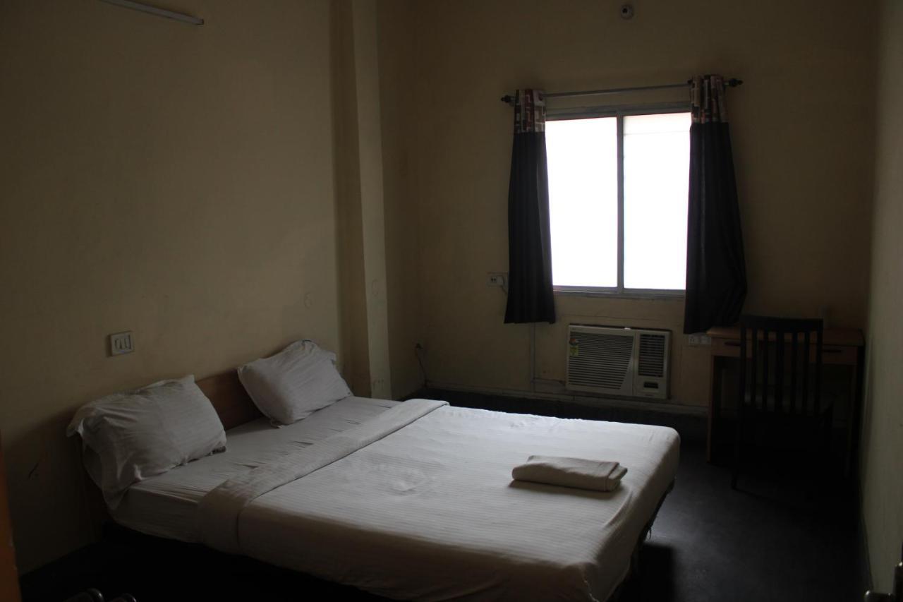 Hotel Chandra Dzsamsedpur Kültér fotó